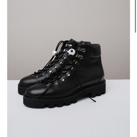 NICHOLAS KIRKWOOD Delfi hiking boot in black. Size 39.5. Excellent condition - Picture 2 of 7